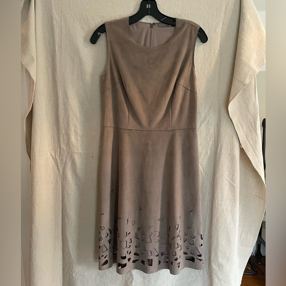Elie Tahari Dress